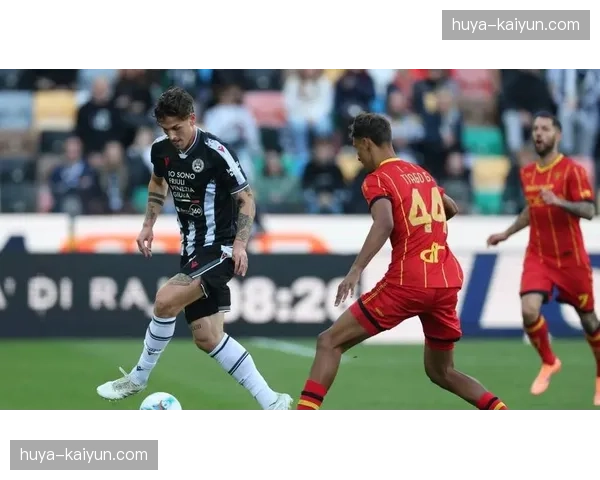 莱切2-1绝杀乌迪内斯，小辣椒凭借任意球世界波逃离降级区